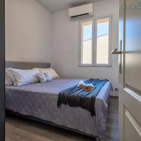 Tudor Flat Sea View With Wifi Unlimited, Next To The Sea Apartment Alghero
