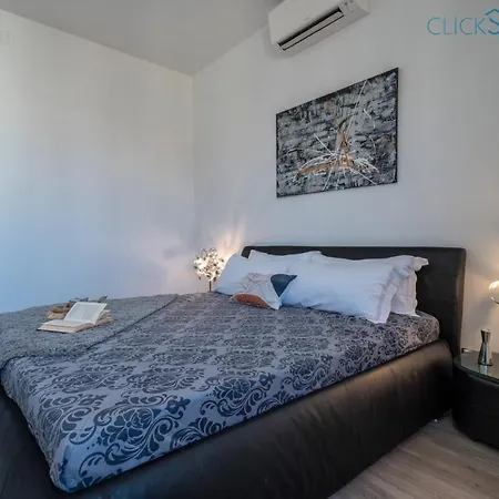 Tudor Flat Sea View With Wifi Unlimited, Next To The Sea Apartment Alghero
